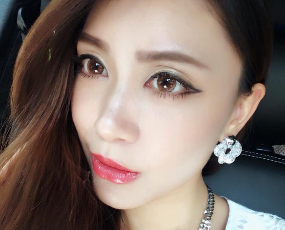 4 Tone Hazel Colored Contacts