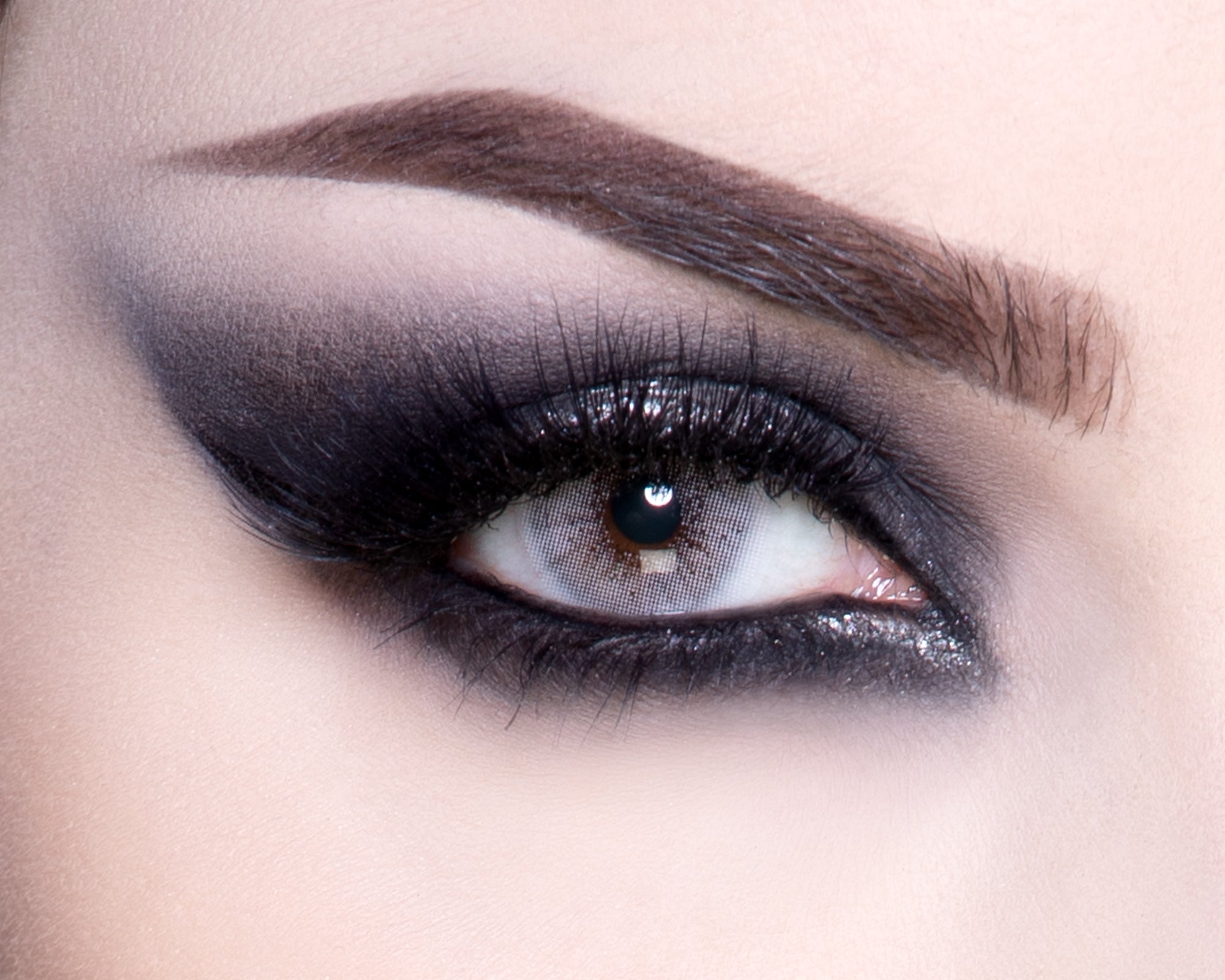 Cotton Series Snow White Contacts