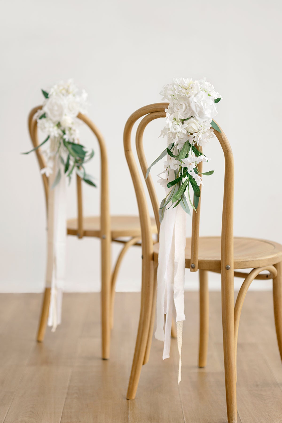 Aisle & Chair Decor in White & Sage